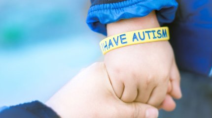 Аутизмі бар адамдар Дубайға арнайы ұшақпен қатынайды