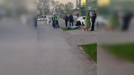 Таразда көше бойында ер адамның мәйіті табылды