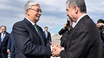 Гурбангулы Бердымухамедов прибыл в Казахстан