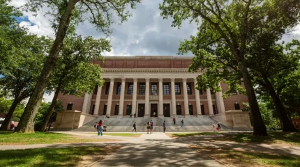 Гарвард университеті Трамп әкімшілігін сотқа берді