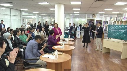 Жас мамандар кітапханада жасанды интеллект жүйелерін қолдану, түрлі боттармен жұмыс істеу жобаларын дайындап жатыр