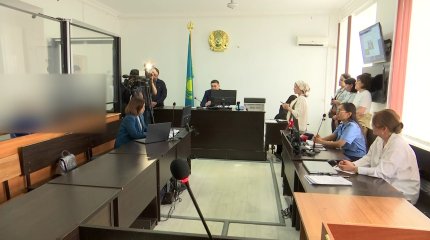 «Убеждала взять кредит»: в Актобе судят целительницу, обманувшую десятки горожан