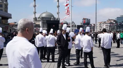 Более 150 человек пострадали при землетрясении в Турции