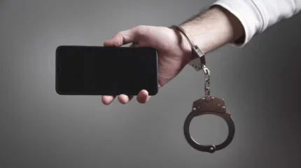 12 жасар қызға ұятсыз хабарламалар жіберген қазақстандық 7 жылға сотталды