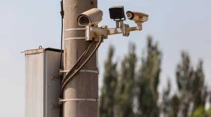 Айыппұл арқалаудан шаршаған азамат 52 камераны сындырып тастаған