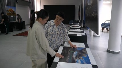 В Уральске проходит выставка тактильной фотографии «Невидимый мир»