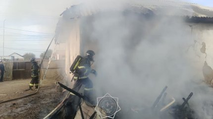 Қызылордада жеке үйде өрт шығып, бір адамды күйік шалды