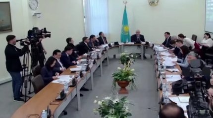 «Әкім электрик қызметін атқарып жүр»,- депутат