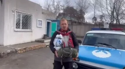 Үндістаннан Ресейге автостоппен шыққан саяхатшы Қазақстанда жолда қалды