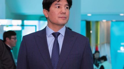 ЖҰБАНОВ УНИВЕРСИТЕТІНІҢ ДИРЕКТОРЛАР КЕҢЕСІНІҢ ЖАҢА ТӨРАҒАСЫ САЙЛАНДЫ