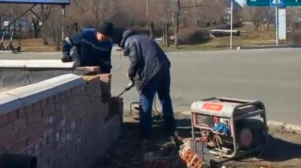 Екібастұзда жүргізуші жылу камерасына соғылып, құрылысты зақымдады