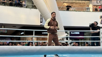 Жәнібек Әлімханұлы чемпиондық белбеуінен "айырыла жаздады"