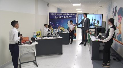 Алматы облысы Кемертоған ауылындағы жайлы мектепте «Заманауи тенденция-оқушы қолымен» тақырыбында көрме ұйымдастырылды