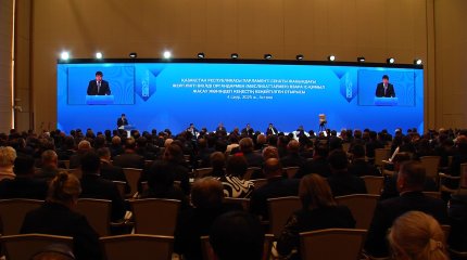 Маслихаты вносят весомый вклад в развитие страны, - Маулен Ашимбаев