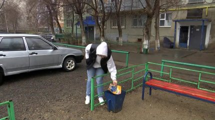 Дворник порезал мужчину ножом на детской площадке в Актобе