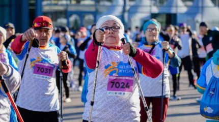 Более 3 тысяч казахстанцев приняли участие в забеге ко Дню единства