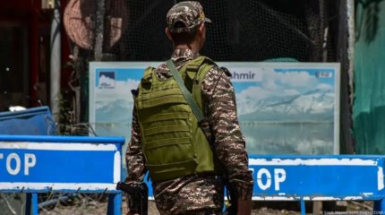 Үндістан Пәкістаннан ұшатын рейстерге әуе кеңістігін жапты