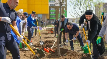 «Бірлік ағашы»: «AMANAT» партиясы «Таза бейсенбі» экологиялық акциясын өткізді