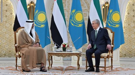 Президент провел переговоры с Наследным принцем Абу-Даби