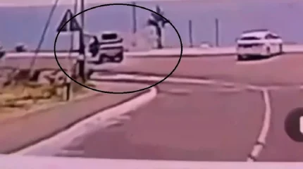 Ақтауда тежегіші істемей қалған жүк көлігінен ер адам секіріп кетті