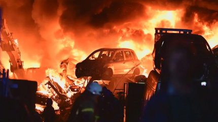 Сотни автомобилей сгорели в Германии