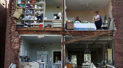 Десятки человек погибли в результате разрушительного торнадо в США