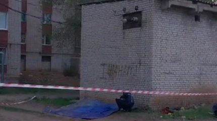 Ребёнка ударило током во дворе многоэтажки в Уральске