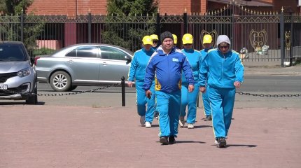 Оралдық мүгедек қария Жеңістің 80 жылдығына орай 80 шақырым жаяу жүріп өтпек