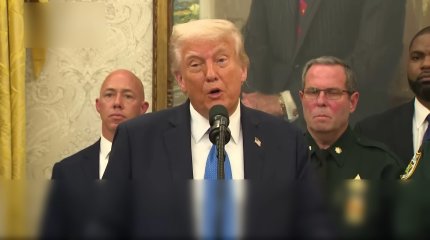 Трамп пен Путин телефон арқылы тілдесті