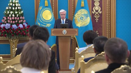«Мы должны стать читающей страной», - глава государства поздравил работников культуры и искусства