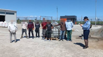 Иностранцы-нелегалы работали на стройке в Акмолинской области