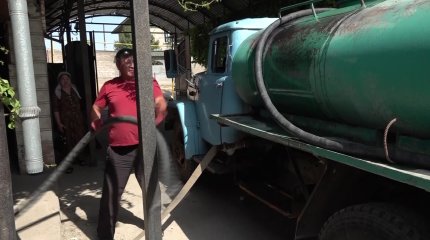 Түркістан облысындағы Сарыағаш ауданының тұрғындары аптап ыстықта судан сусап отыр