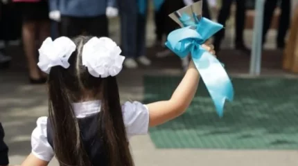 Учебный год завершился в казахстанских школах