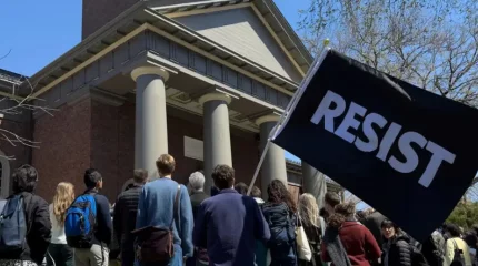 Гарвардқа шетелдік студенттерді қабылдауға тыйым салынды