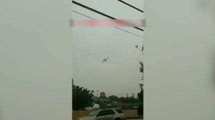 Самолет упал на жилые дома в США: есть погибшие