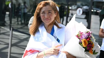 Түркі қызы Эверест шыңын бағындырды