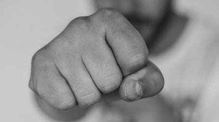 В Косшы учителя подрались прямо на территории школы-лицея