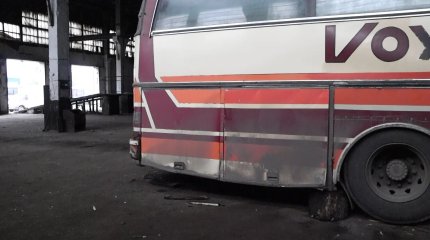 Қызылжарда қоғамдық көлікті жөндеп жатқан жүргізуші автобустың астында қалып қойды