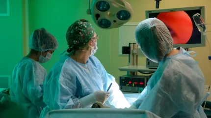 Көкшетауда күнде энергетик ішкен жасөспірімнің асқазаны тесіліп қалды