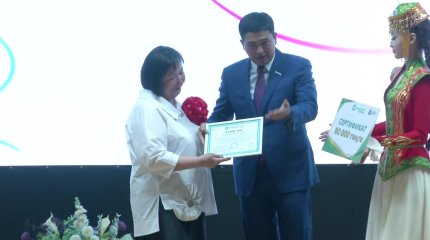 Қарағандыда «Еңбегі жанған арулар» жұмысшы әйелдер форумы өтті