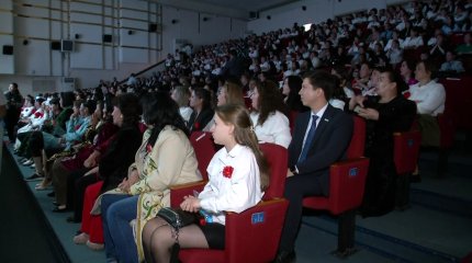 В Караганде чествовали 600 женщин разных профессий