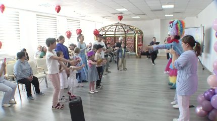 Акция в поликлинике помогла мамам особенных детей узнать о проблемах со здоровьем