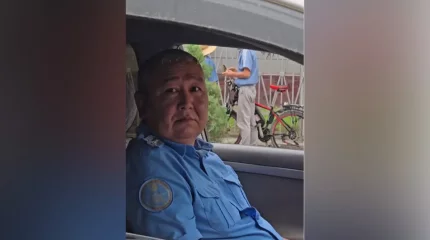 «Бүкіл өмірі көз алдынан өтті»: қауіпсіздік белдігін тақпаған полицей желіде қызу талқыланды