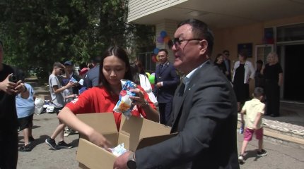 Балаларды қорғау күніне орай облыстық балалар үйінде мерекелік іс-шара өтті