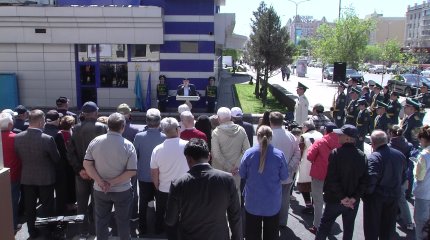 Мемориальную доску ветерану Великой Отечественной войны Нажикену Капышеву установили в Астане