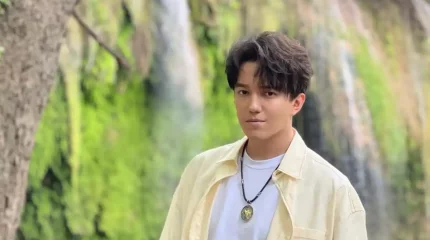 Димаш Құдайберген «Тау ішінденің» жаңа нұсқасымен желідегілерді тәнті етті