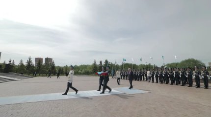 Касым-Жомарт Токаев возложил цветы к монументу «Отан Ана»