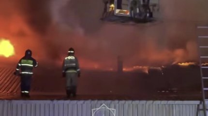 Склады горели ночью в Астане