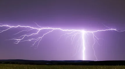 Отец и сын погибли от удара молнией в Акмолинской области