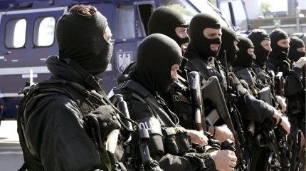 Восемь человек погибли при стрельбe в школе Австрии